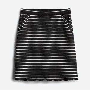 Skies Are Blue Scallop hem stripe skirt